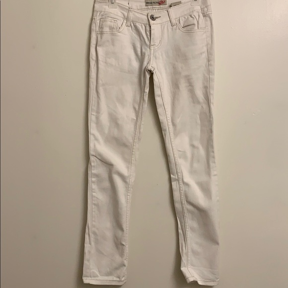 White Jeans - Picture 1 of 2